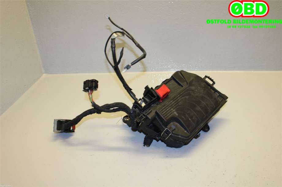 Sikringsboks til Mercedes GLA 2014-2020 (X156) (X156) (MERCEDES|)