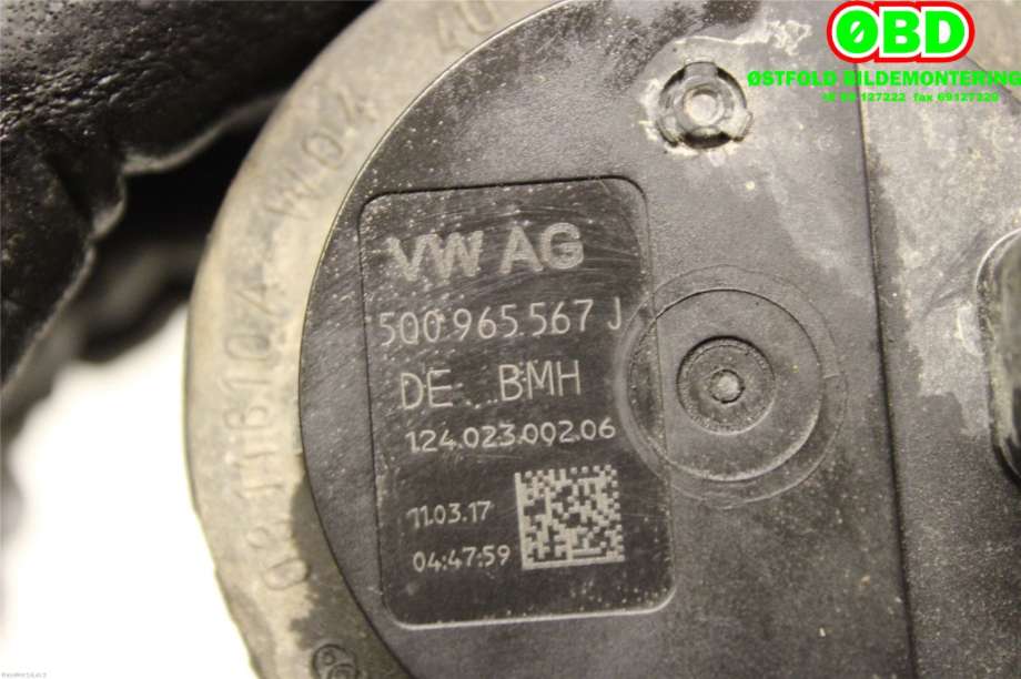 Sirkulasjonspumpe til VW Tiguan 2016-2020 (Type II, Fase 1)  (VOLKSWAGEN||5Q0965567J)