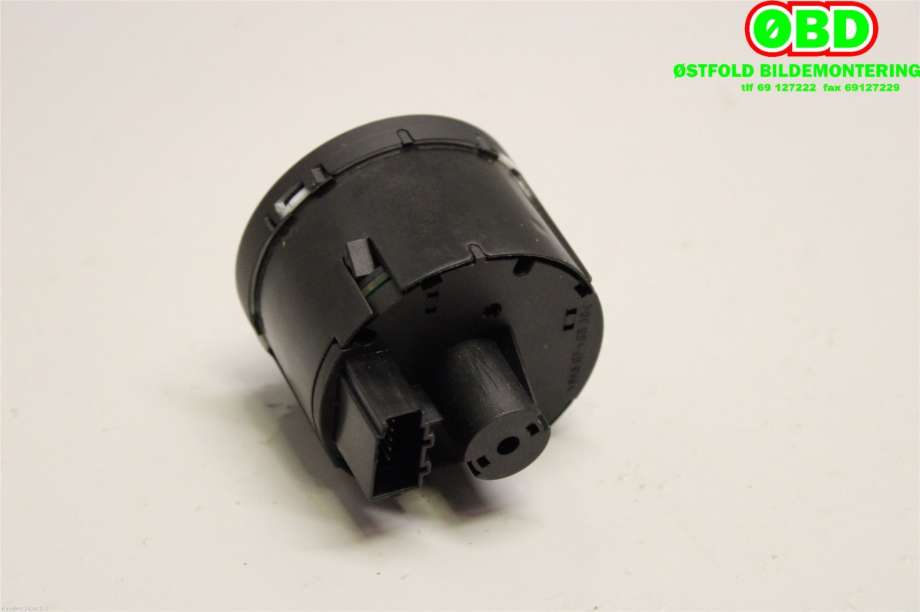 Bryter lys til VW Tiguan 2016-2020 (Type II, Fase 1)  (VOLKSWAGEN|5G0 941 431 BD||5G0941431BD)