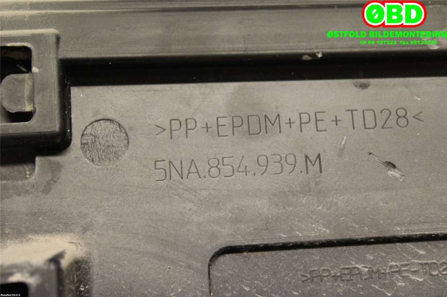 Diverse deler til VW Tiguan 2016-2020 (Type II, Fase 1)  (VOLKSWAGEN|5NA 854 939 M||5NA854939M)