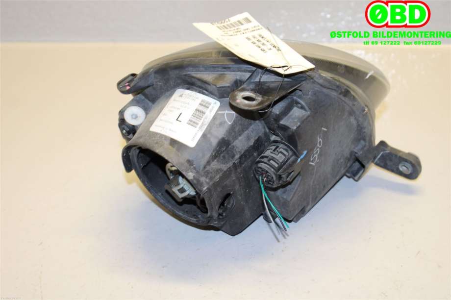 Frontlykt venstre halogen til Fiat 500 2008-2020 (FIAT|68172231AC|)