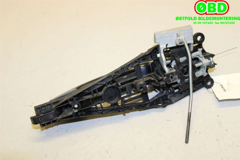 Dørhåndtak utv høyre bak til Opel Insignia A 2009-2014  (OPEL|92233089|1 38 616|)