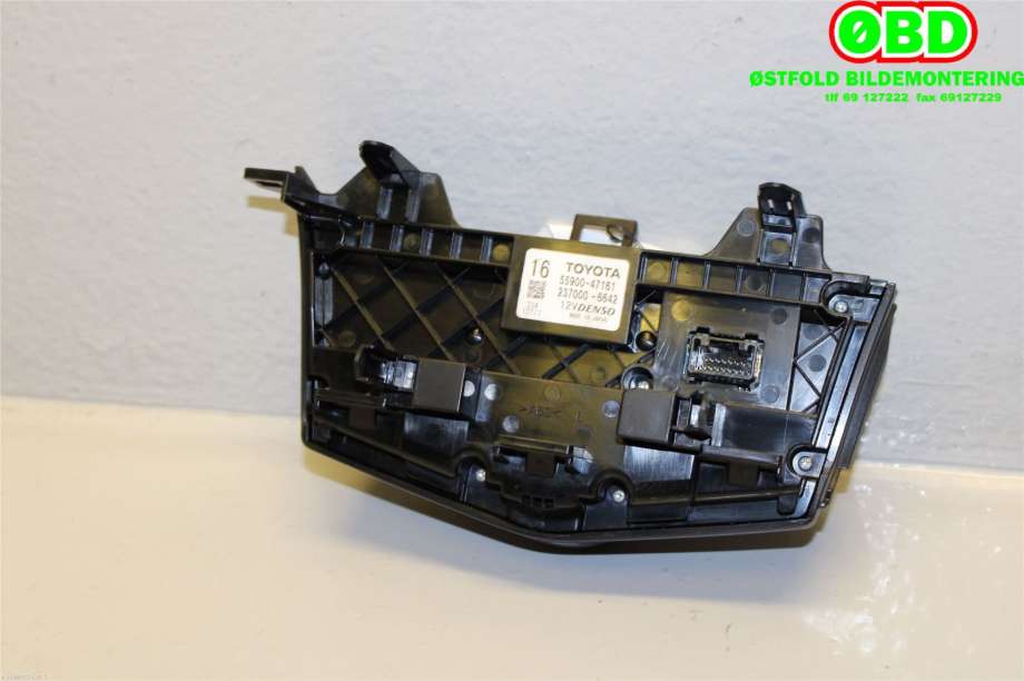 Varmeapparat betjening til Toyota Prius +7 2012-2020 (Type III) (stasjonsvogn) (stasjonsvogn) (TOYOTA|5590047161|2370006642)
