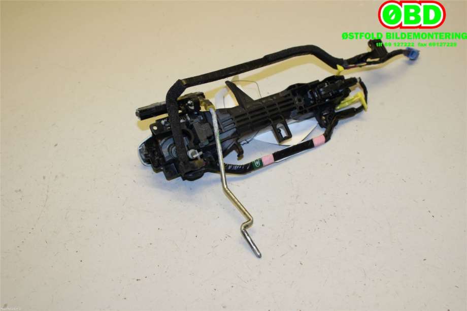 Dørhåndtak utv venstre foran til Toyota Prius +7 2012-2020 (Type III) (stasjonsvogn) (stasjonsvogn) (TOYOTA|6921074030A0|6920230061|)