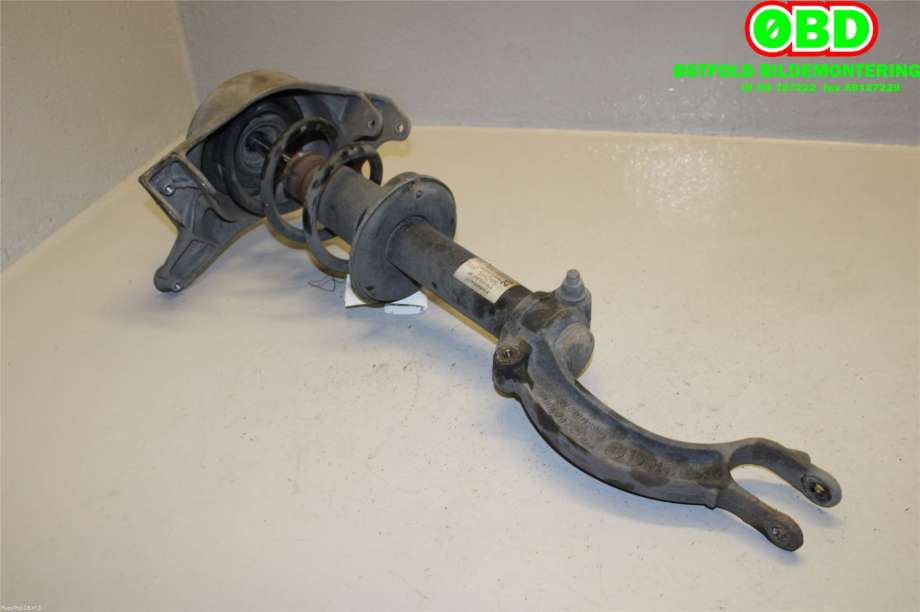 Fjærbein høyre foran til Audi A4 2007-2014 (Type IV) (B8) (B8) (AUDI|8T0 413 031 AF||8T0413031AF)
