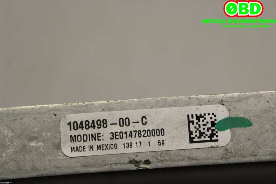 Radiator (automat gir) til Tesla Model X 2016-->> (TESLA|104849800C|)
