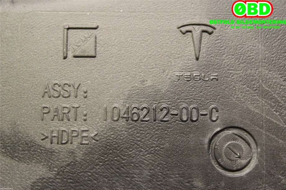 Diverse deler til Tesla Model X 2016-->>  (TESLA|104621200C|)