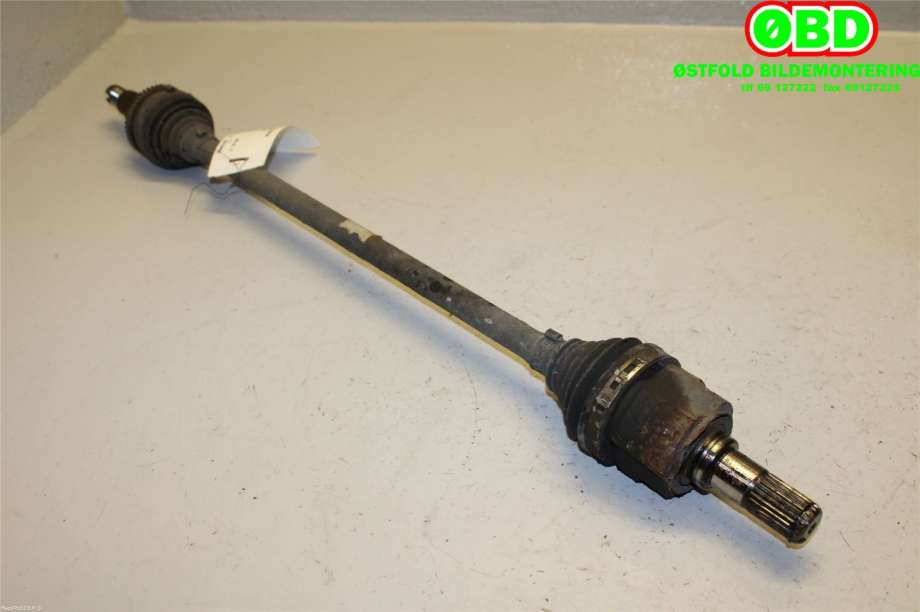 Drivaksel høyre bak til Hyundai Ix35 2010-2015  (HYUNDAI|496012Y010|)