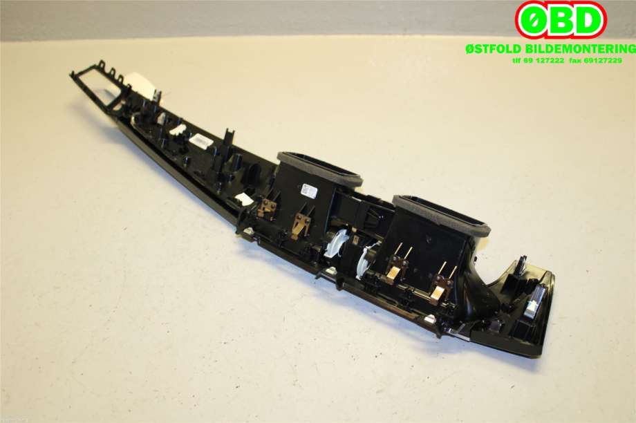 Diverse deler til BMW 2-Serie 2014-2021 (F22/F23) (F22/F23) (BMW|64 22 9 262 955|51 45 9 317 382|)