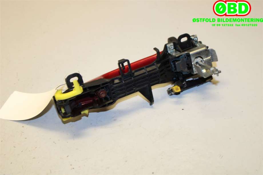 Dørhåndtak utv venstre foran til Toyota Avensis 2009-2015 (Type III, Fase 1)  (TOYOTA|6921105918|6920205040|)