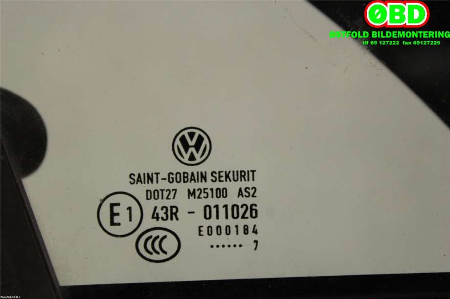Diverse deler til VW Passat 2015-2019 (Fase 1) (B8) (B8) (VOLKSWAGEN|3G9 845 214 S|3G9 845 214 AE|)