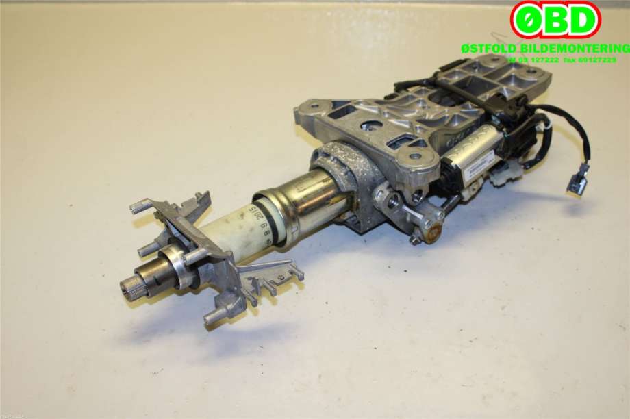 Rattaksel til BMW 5-Serie 2010-2017 (F10/F11) (F10/F11) (BMW|32 30 6 787 926|)