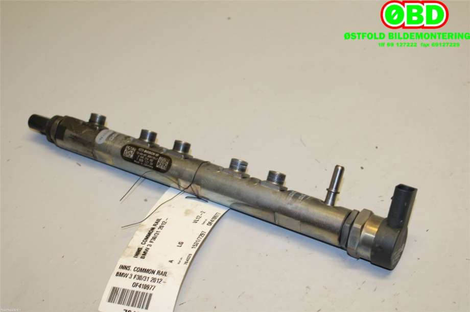 Dyseskinne (fuelrail) til BMW 3-Serie 2012-2018 (F30/F31/F34) (F30/F31/F34) (BMW|13 53 7 809 127|0445214182|7809127)