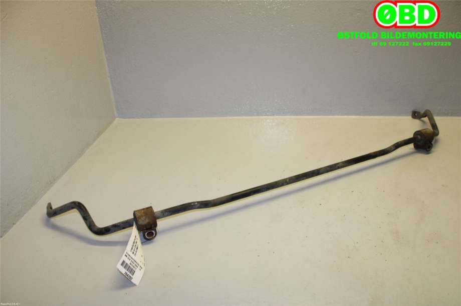 Stabilisatorstag bak til Mercedes GLK 2008-2015 (X204) (X204) (MERCEDES|A 204 326 06 65|)