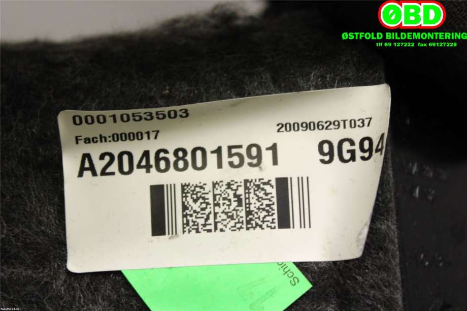 Hanskerom til Mercedes GLK 2008-2015 (X204) (X204) (MERCEDES|A 204 680 05 98||2046801591)