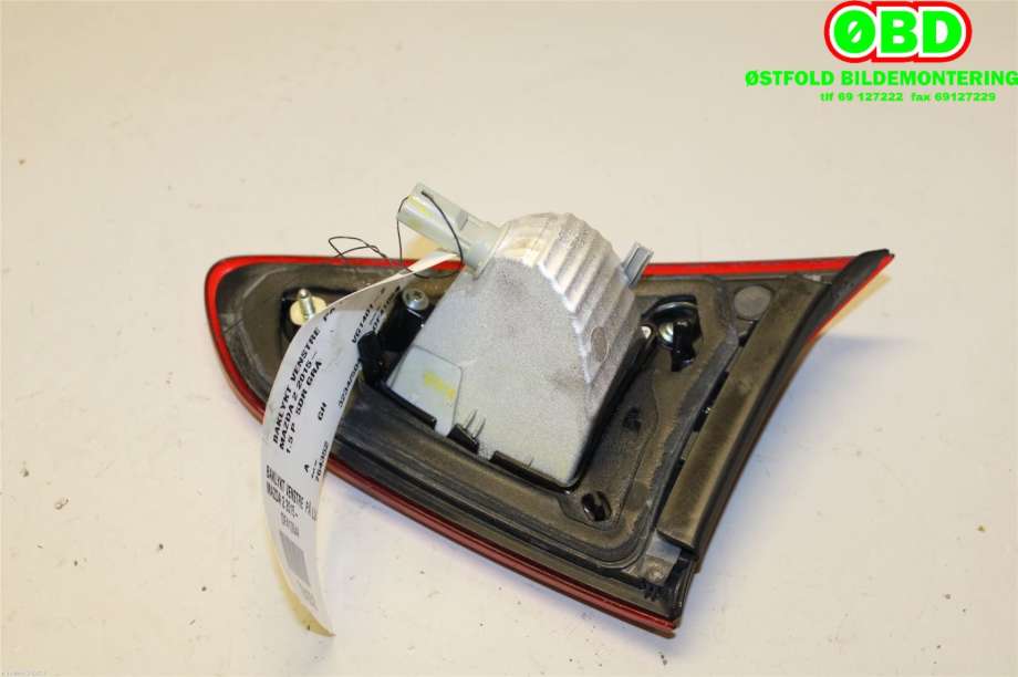 Baklykt venstre indre til Mazda 2 2015-2019 (Type III, Fase 1)  (MAZDA|DB5J513G0A|)