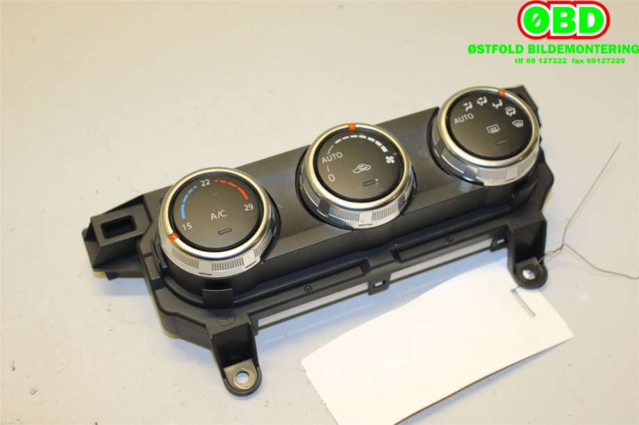 Varmeapparat betjening til Mazda 2 2015-2019 (Type III, Fase 1) (MAZDA|DG7N61190A|)