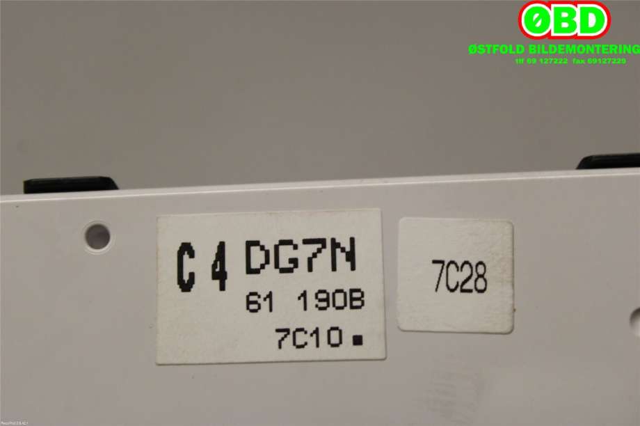 Varmeapparat betjening til Mazda 2 2015-2019 (Type III, Fase 1) (MAZDA|DG7N61190A|)