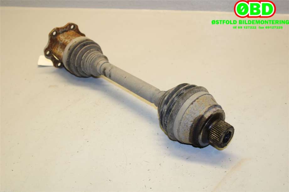 Drivaksel høyre foran til Audi Q5 2008-2012 (Type I, Fase 1)  (AUDI|8R0 407 271 C|8R0 407 271 CX|)