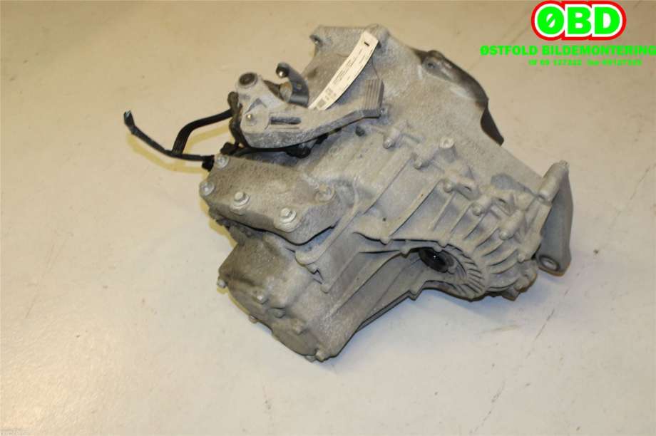 Girkasse manuell til Opel Corsa E 2015-2019 (OPEL|55490140|)