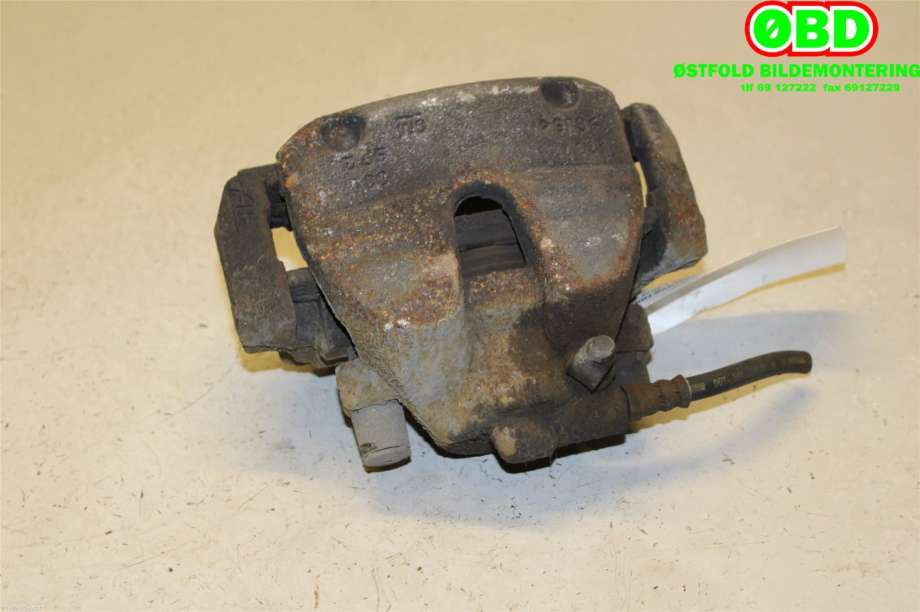 Bremsecaliper høyre foran til Opel Corsa E 2015-2019  (OPEL|95517023|)