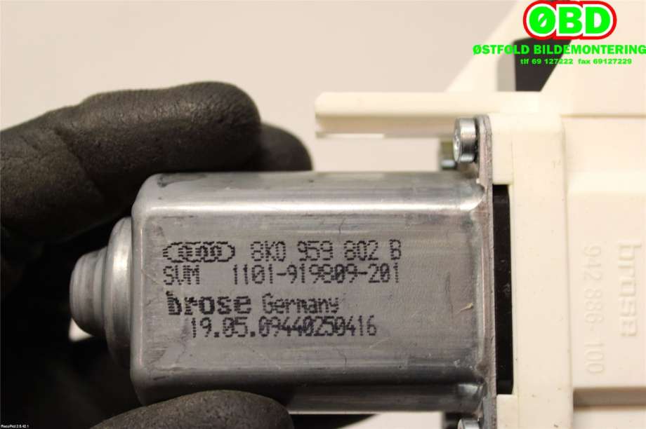 Ruteheis høyre foran til Audi Q5 2008-2012 (Type I, Fase 1)  (AUDI|8K0 959 802 B||8K0959802B)