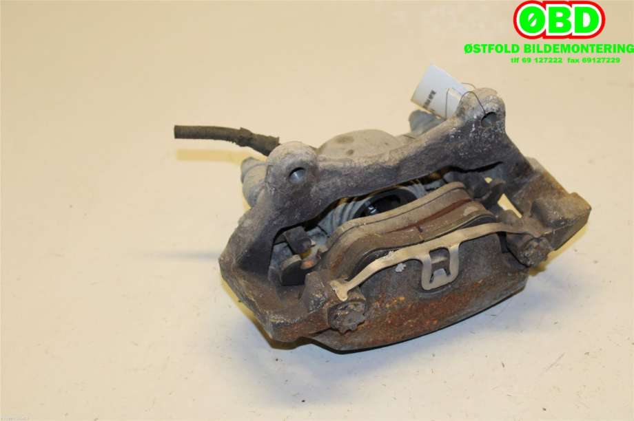 Bremsecaliper høyre foran til Audi Q5 2008-2012 (Type I, Fase 1) (AUDI|8K0 615 124 D|)