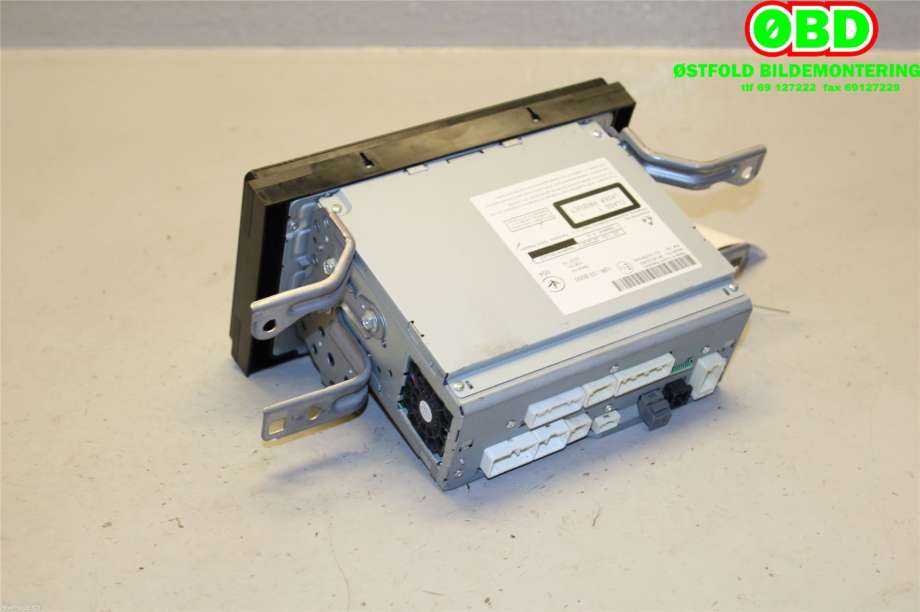 Bilstereo til Toyota Auris 2015-2019 (Type II, Fase 2)  (TOYOTA|8614002400|)