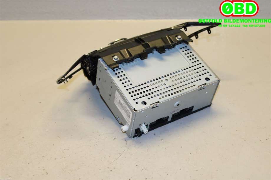 Bilstereo til Ford Fiesta 2013-2017 (Type VI, Fase 2)  (FORD|2342422||E1BT18C815TE)
