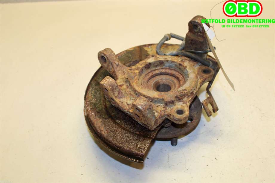 Hjulspindel venstre foran til SsangYong Rexton 2004-2006 (Fase 2) (Y200) (Y200) (SSANGYONG|)