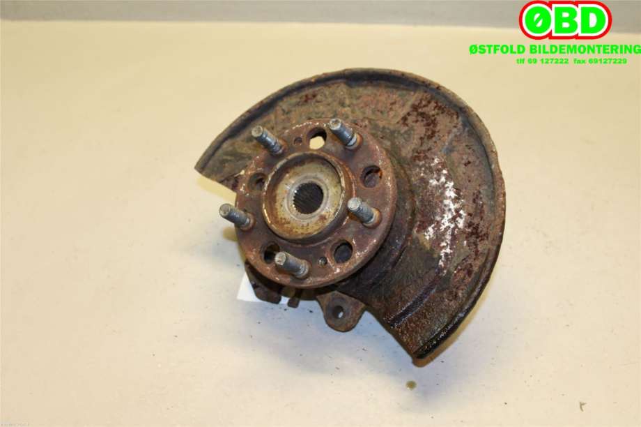 Hjulspindel venstre foran til SsangYong Rexton 2004-2006 (Fase 2) (Y200) (Y200) (SSANGYONG|)
