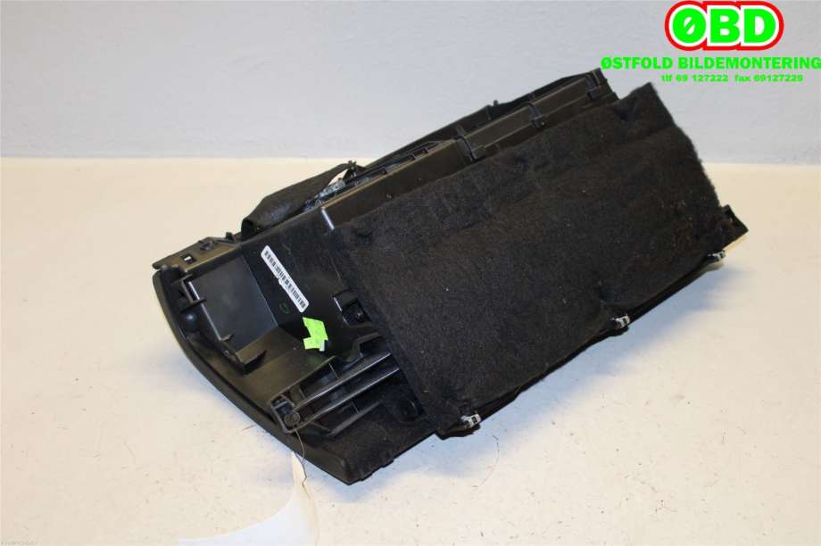 Hanskerom til Mercedes ML 2005-2011 (W164) (W164) (MERCEDES|A 164 680 01 91|)