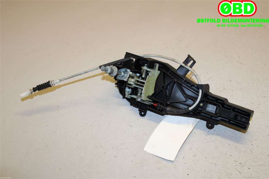 Dørhåndtak utv venstre foran til BMW 3-Serie 2005-2011 (E90/E91/E92/E93) (E90/E91/E92/E93) (BMW|51 21 0 445 185|51 22 7 199 835|)
