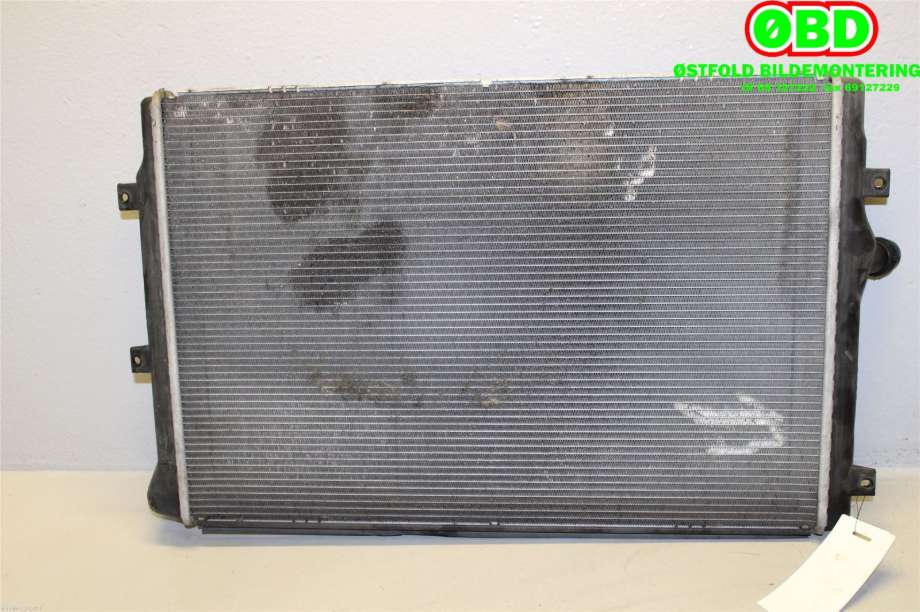 Radiator (automat gir) til Škoda Octavia 2009-2013 (Type II, Fase 2)  (SKODA|1K0 121 251 DM|1K0 121 251 AB|1K0121251DD)