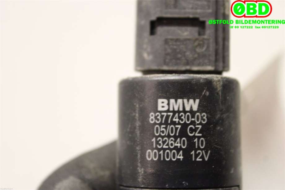 Spylerpumpe til BMW 3-Serie 2005-2011 (E90/E91/E92/E93) (E90/E91/E92/E93) (BMW|67 12 8 377 430||8377430)