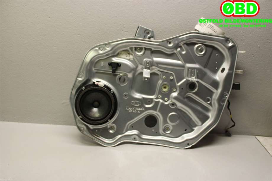 Ruteheis til Kia Sorento 2011-2015 Type II (KIA|824022P011|)