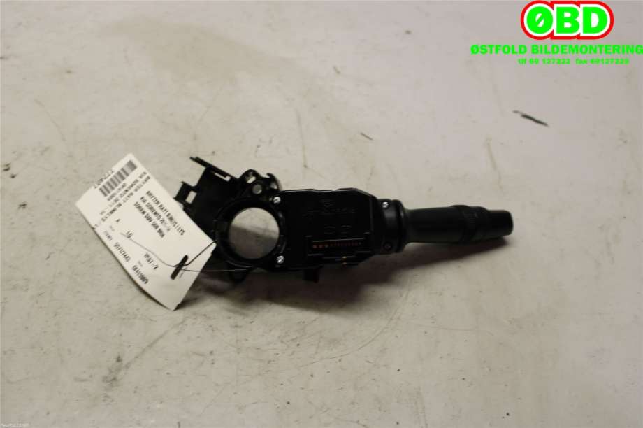 Bryter blink til Kia Sorento 2011-2015 Type II  (KIA|934103S630|)