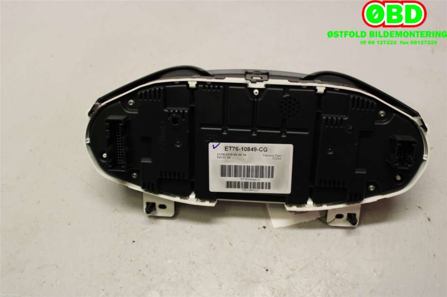 Instrumentpanel til Ford Transit Courier 2014-2018 (Type I, Fase 1)  (FORD|2088819||ET7610849CG)