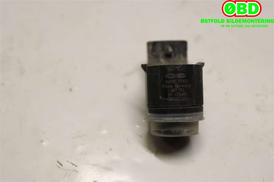Parkeringssensor bak til Kia Sorento 2011-2015 Type II  (KIA|968902S1009P|968902s100|9689025100)