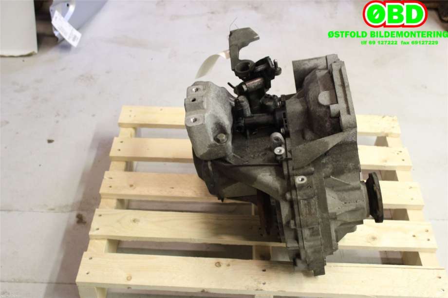 Girkasse manuell til VW Golf VII 2012-2017 (Fase 1)  (VOLKSWAGEN|0AH 300 042 T|0AH 300 042 TX|)