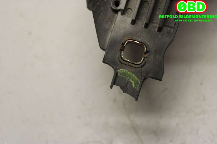 Frontlykt venstre halogen til Citroën C5 2008-2017 (Type II)  (CITROEN|6208 R6|)