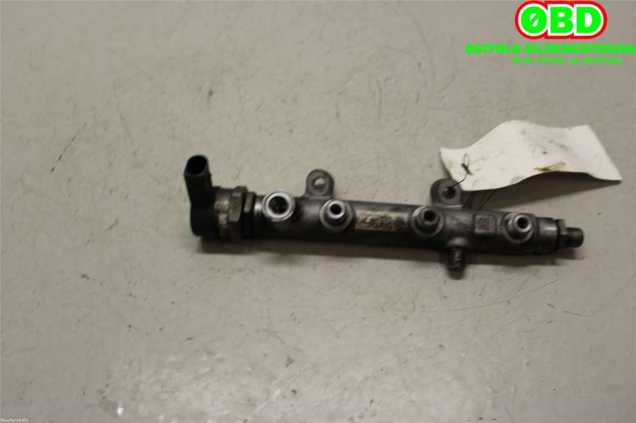 Dyseskinne (fuelrail) til Audi A7, 2010-2014 (Type I, Fase 1)  (AUDI|059130090CM)