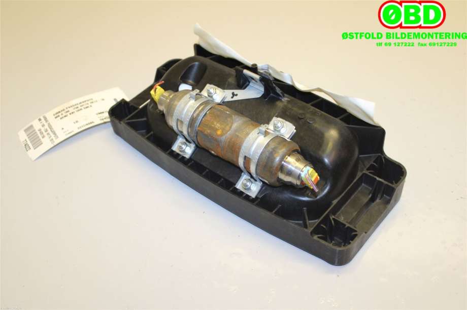 Airbag passasjer til Mercedes A-Klasse 2012-2018 (W176) (W176) (MERCEDES|A 176 860 00 02||1768600002)