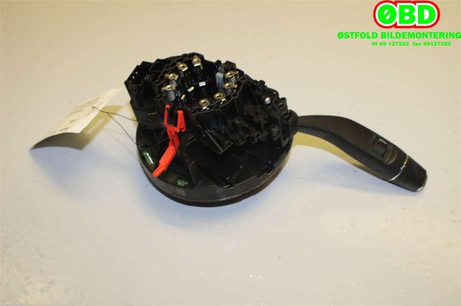 Bryter combi til Mercedes A-Klasse 2012-2018 (W176) (W176) (MERCEDES|A 246 900 39 08|A 246 900 09 11|2469005506)