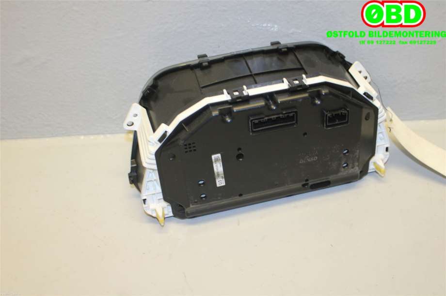 Instrumentpanel til Toyota RAV4 2016-2019 (Type IV, Fase 2)  (TOYOTA|8380042U30|)