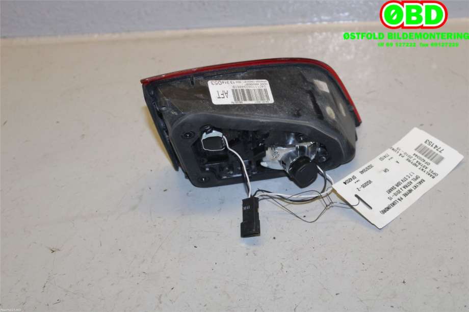 Baklykt høyre indre til Opel Astra J 2010-2015  (OPEL|13314053|1222426)