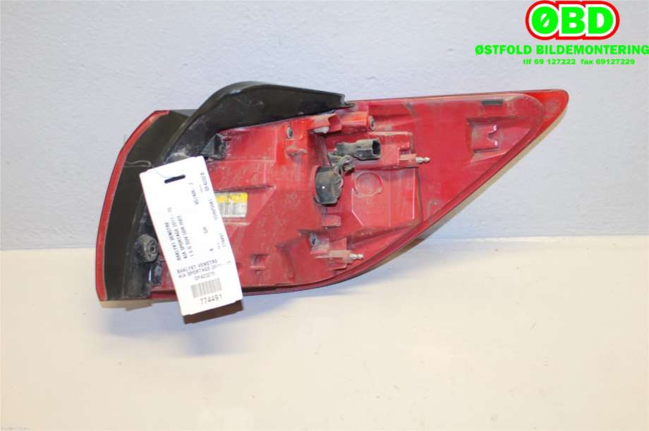 Baklykt venstre til Kia Sportage 2010-2016 (Type III)  (KIA|924013W010|)