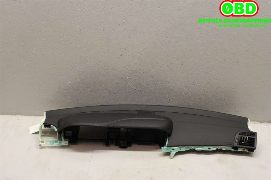 Dashbord til Mercedes CL 2006-2012 (C216) (C216) (MERCEDES|A 216 680 00 00|)