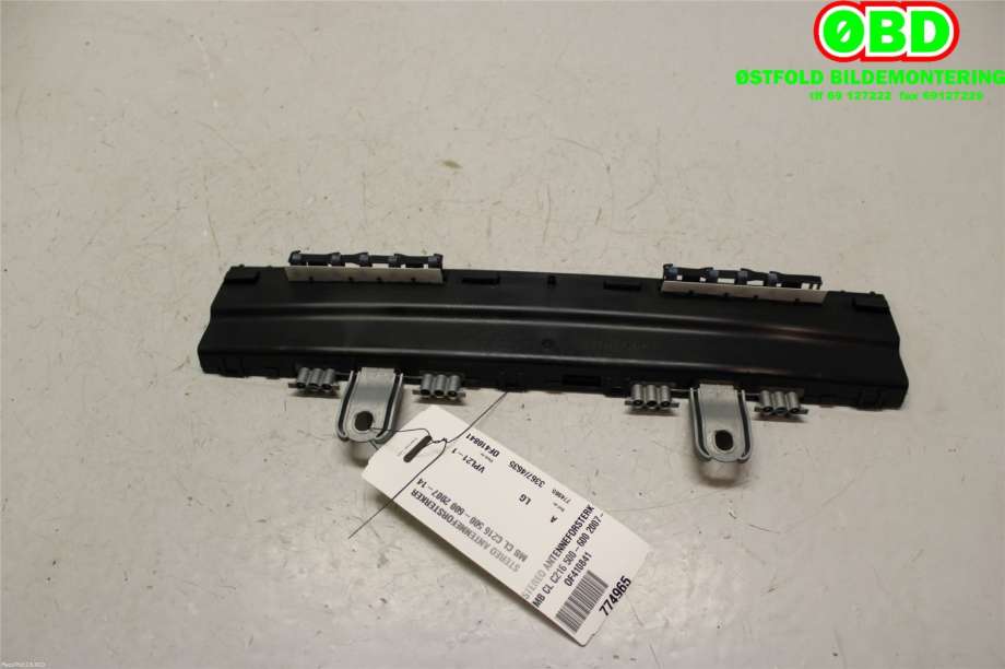 Antenne forsterker til Mercedes CL 2006-2012 (C216) (C216) (MERCEDES|A 216 820 01 89||2168200189)