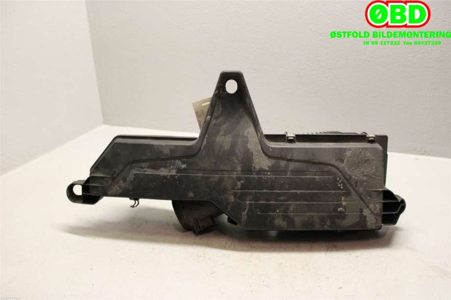 Luftfilterboks til BMW 3-Serie 2012-2018 (F30/F31/F34) (F30/F31/F34) (BMW|13 71 7 597 582|)